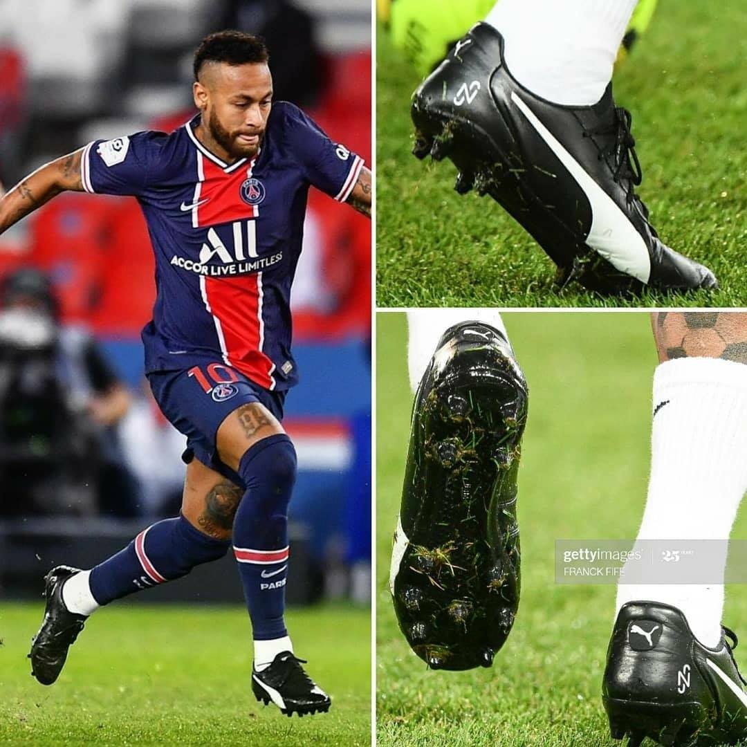 Neymar boots black and 2025 white